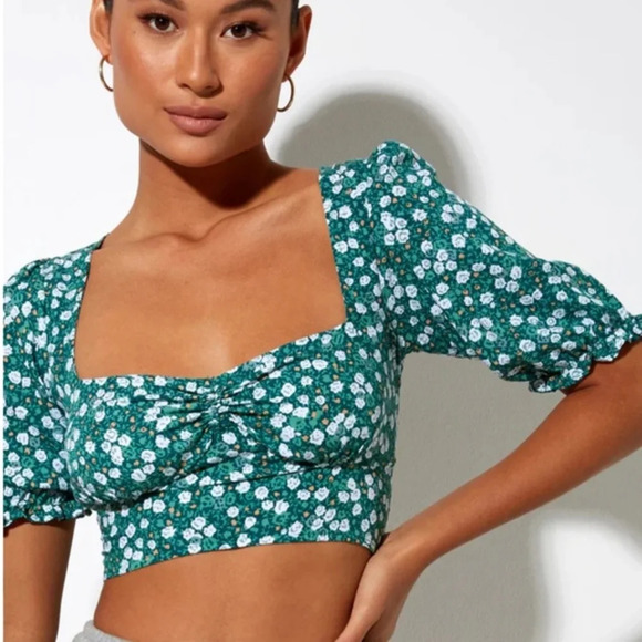 Motel Rocks Tops - Motel Rocks Yiava Crop Top In Floral Field Green size XS